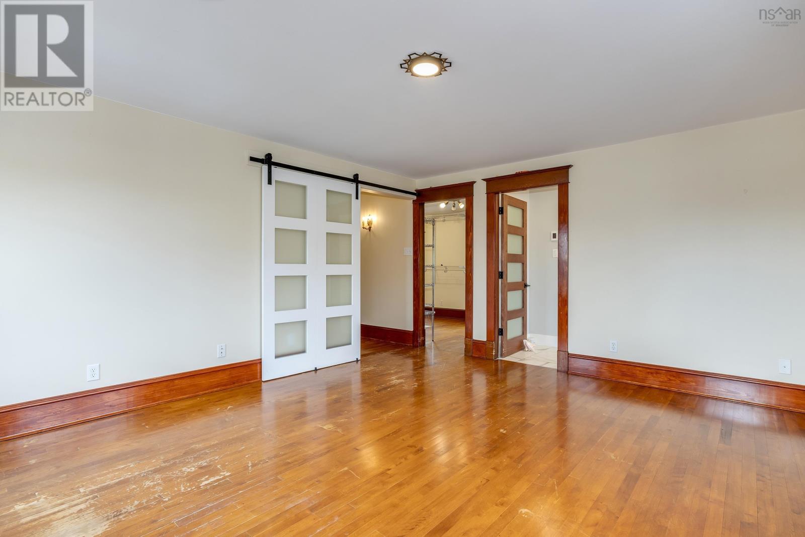 212 Windmill Road - 44