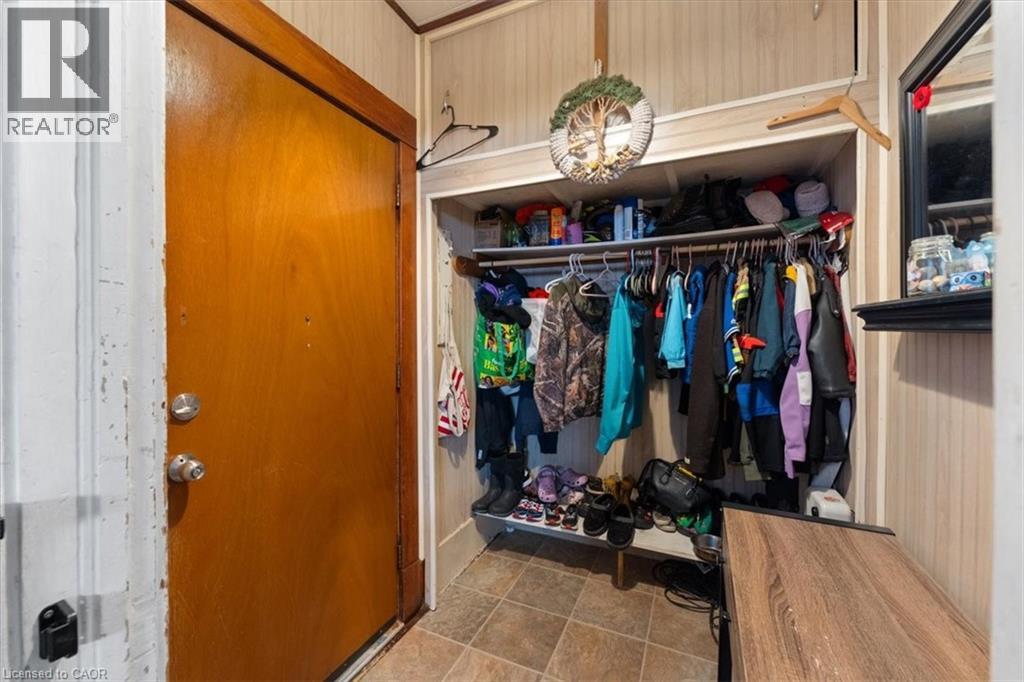 189 KENT Street S - 2