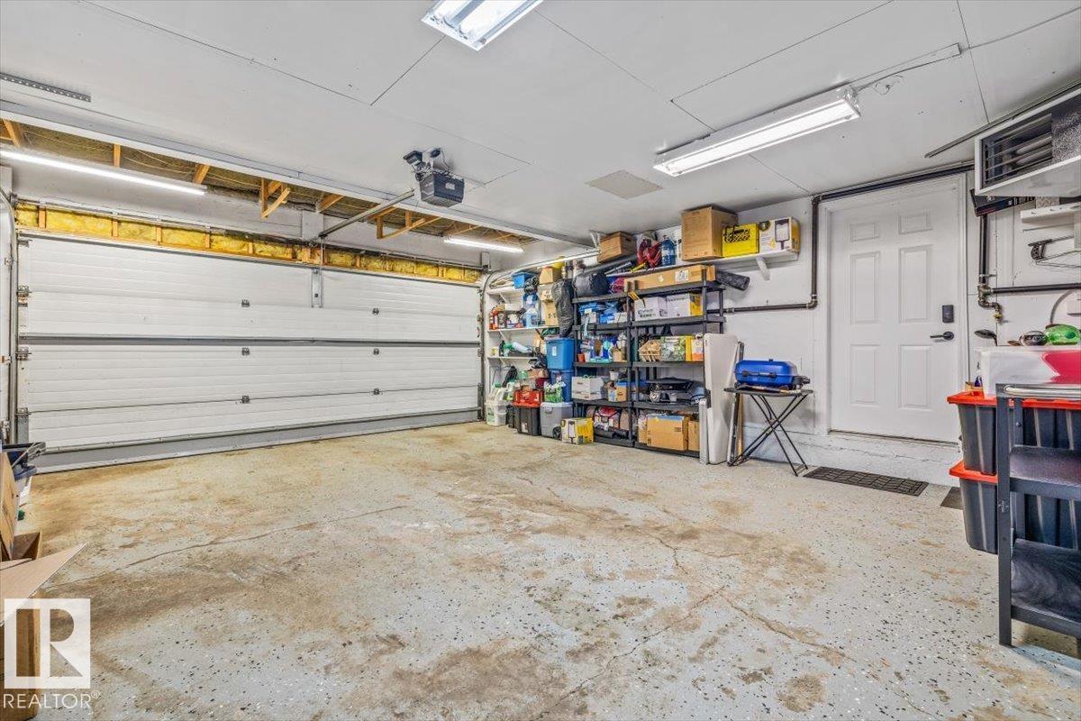 8731 160A Avenue NW - Photo 32