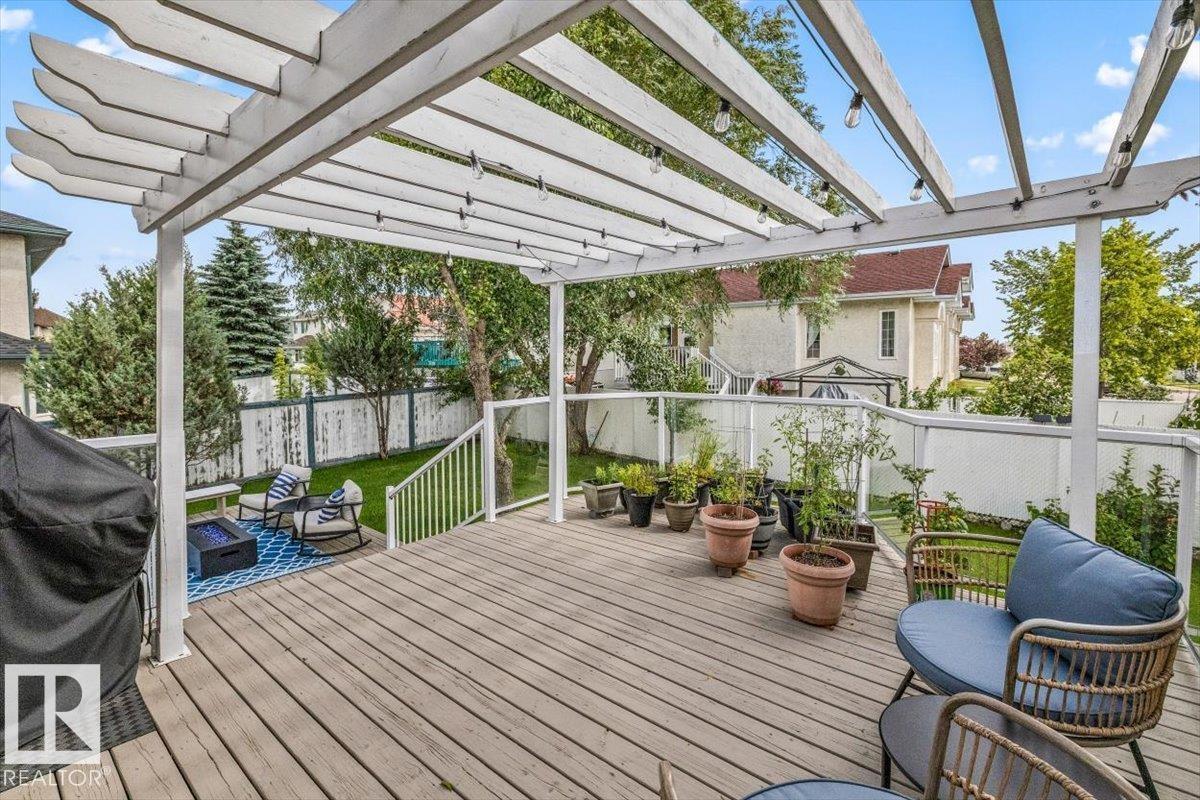 8731 160A Avenue NW - Photo 38