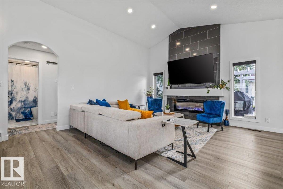 8731 160A Avenue NW - Photo 6