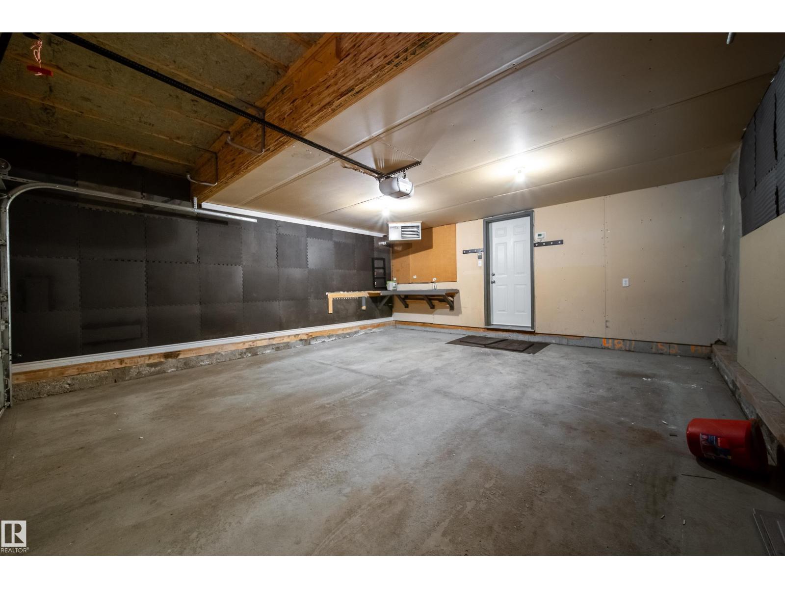 4811 152 AV NW - 39