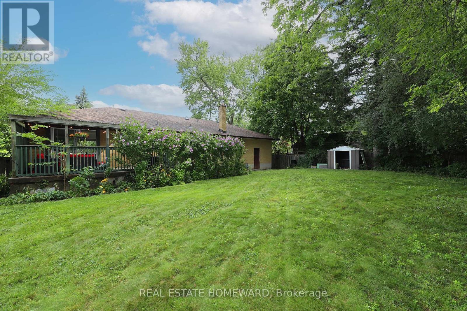 71 GATESVIEW AVENUE - 29