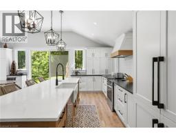 5pc Ensuite bath - 1095 Governors Road, Dundas, ON L9H5E3 Photo 8