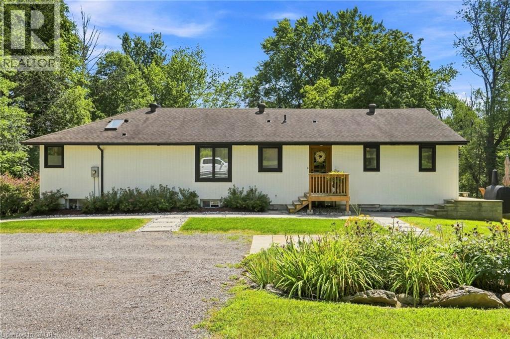 1095 GOVERNORS Road - 2