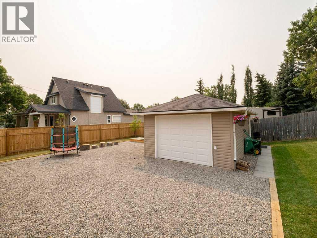 690 Florence Street - 42