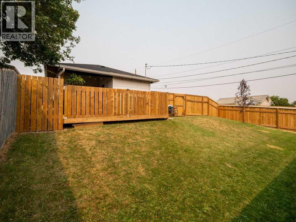 690 Florence Street - 41