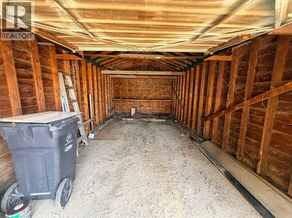 5039 51 Avenue - Image 40