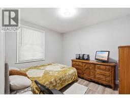 35 Centennial Parkway S, Hamilton, ON L8G2C1 Photo 21