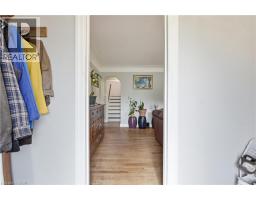 Recreation room - 35 Centennial Parkway S, Hamilton, ON L8G2C1 Photo 6
