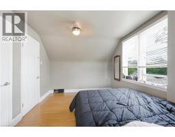 35 Centennial Parkway S, Hamilton, ON L8G2C1 Photo 26