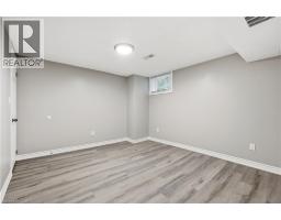 35 Centennial Parkway S, Hamilton, ON L8G2C1 Photo 38
