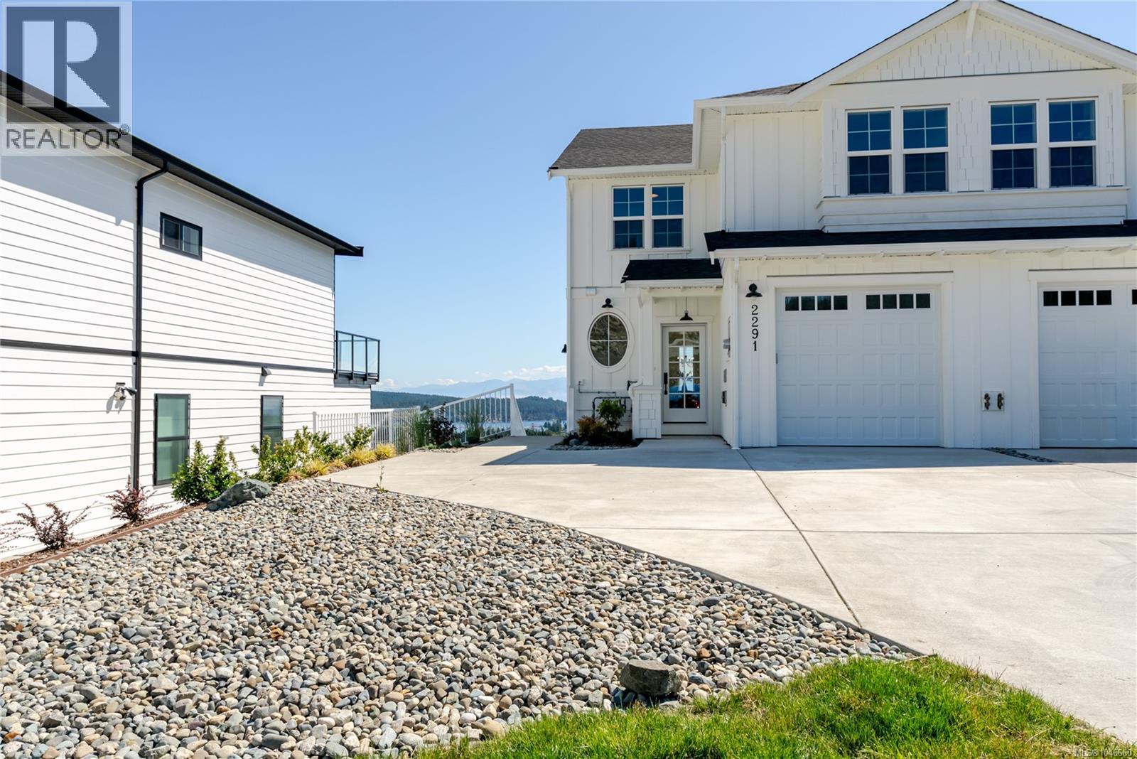 2291 Hudson Terr - Image 37