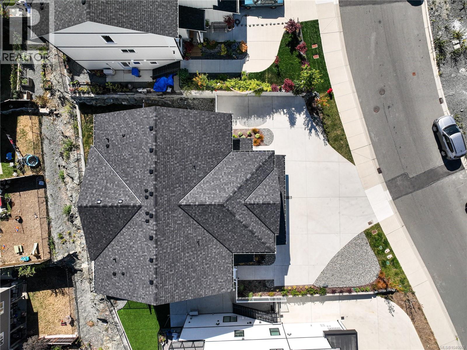 2291 Hudson Terr - Image 44