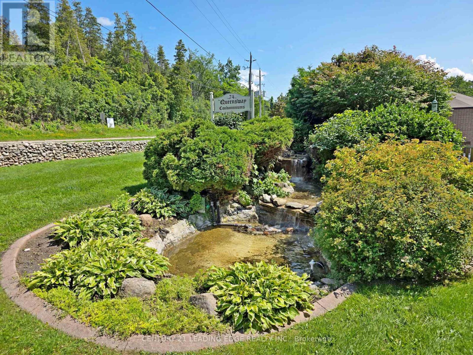 #206 74 THE QUEENSWAY S - Image 26