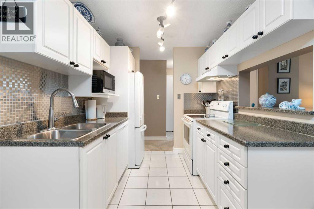 202 Braeglen Close Southwest