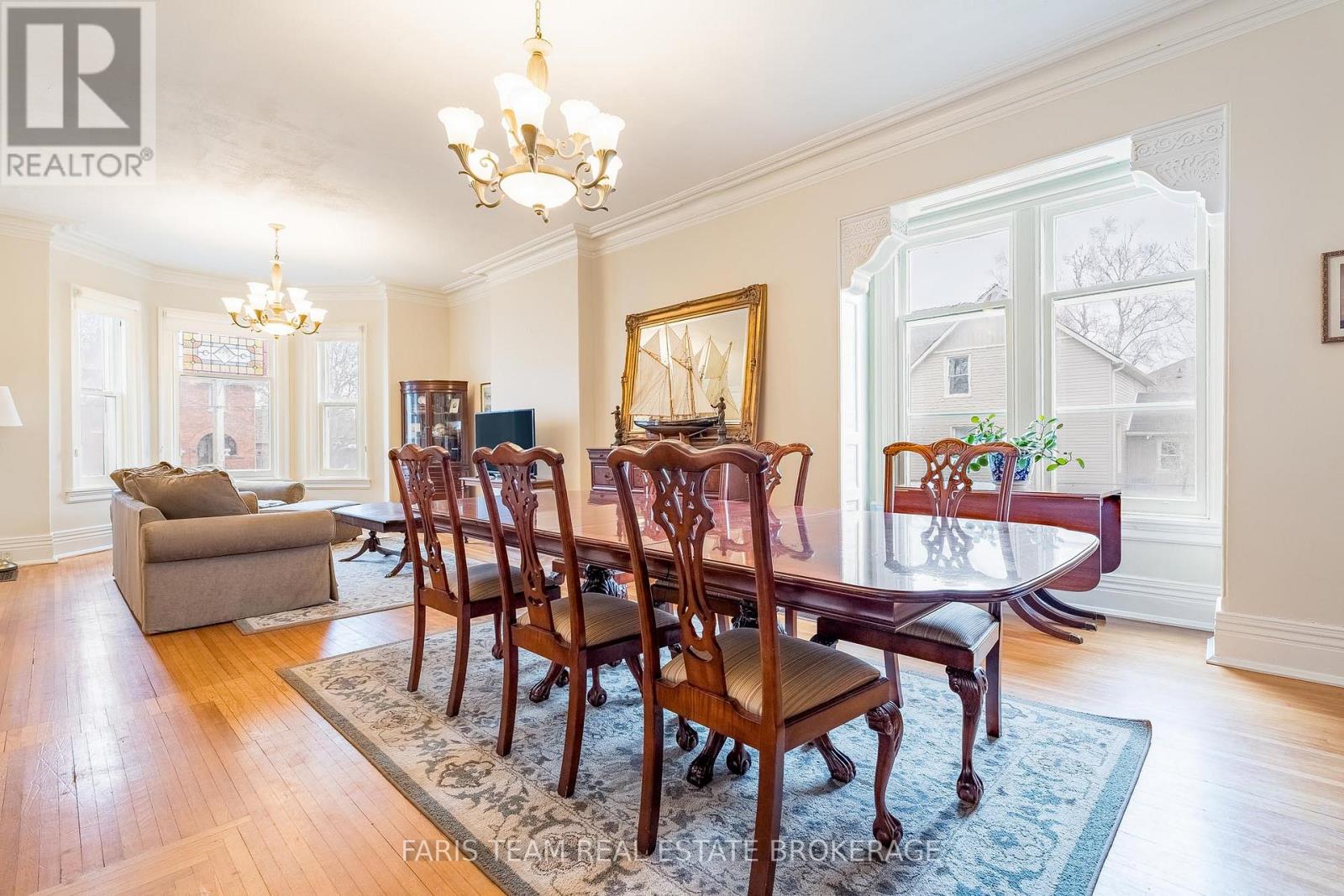 23 YONGE STREET S - 9
