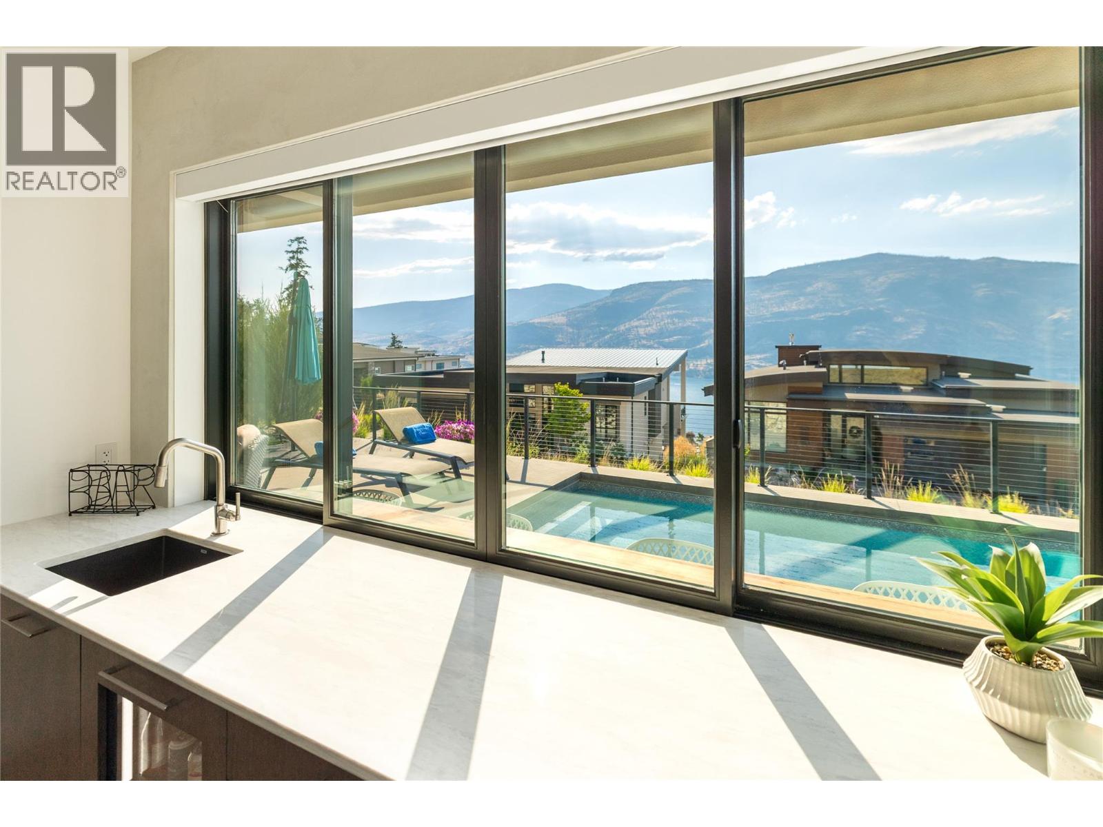  538 Clifton Court, Kelowna