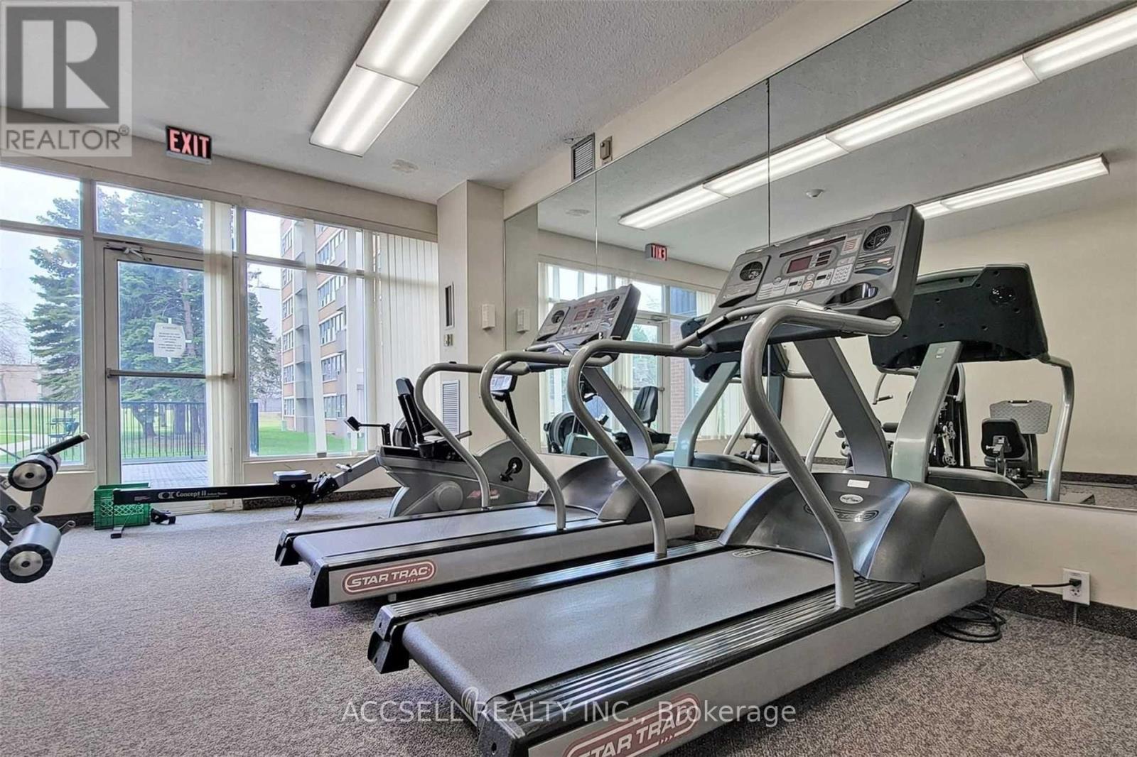 #1402 45 SILVER SPRINGS BOULEVARD - Image 31