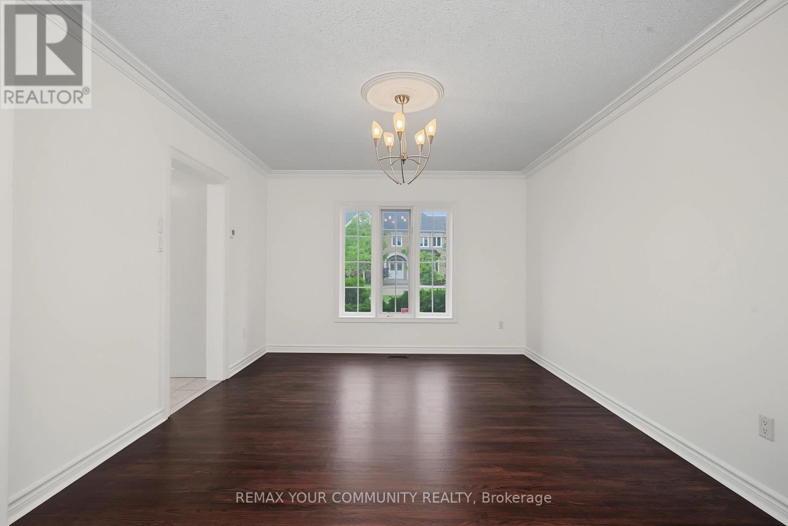 20 FERN AVENUE - 18