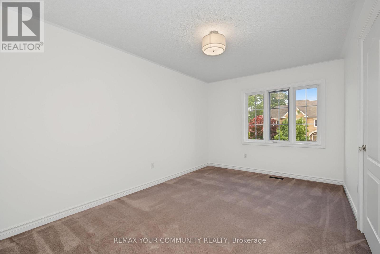 20 FERN AVENUE - 36
