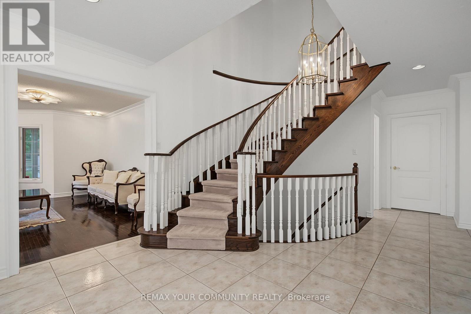 20 FERN AVENUE - 9