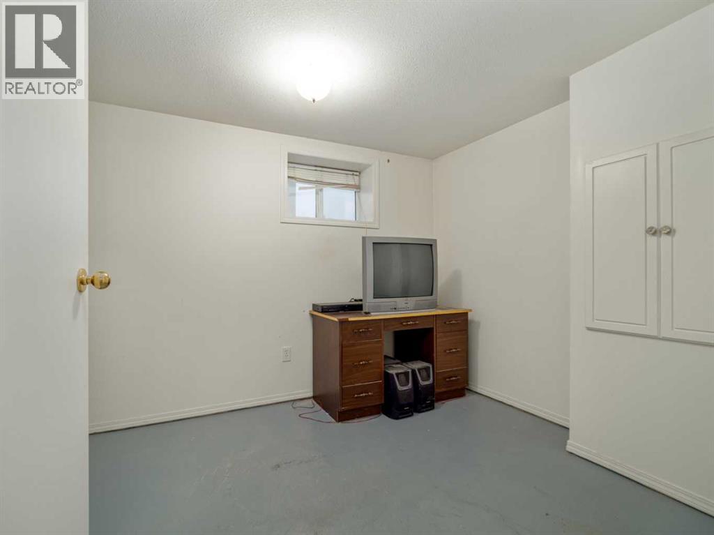 5723 54 St Street - Photo 27