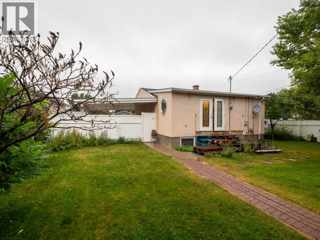 5723 54 St Street - Photo 39