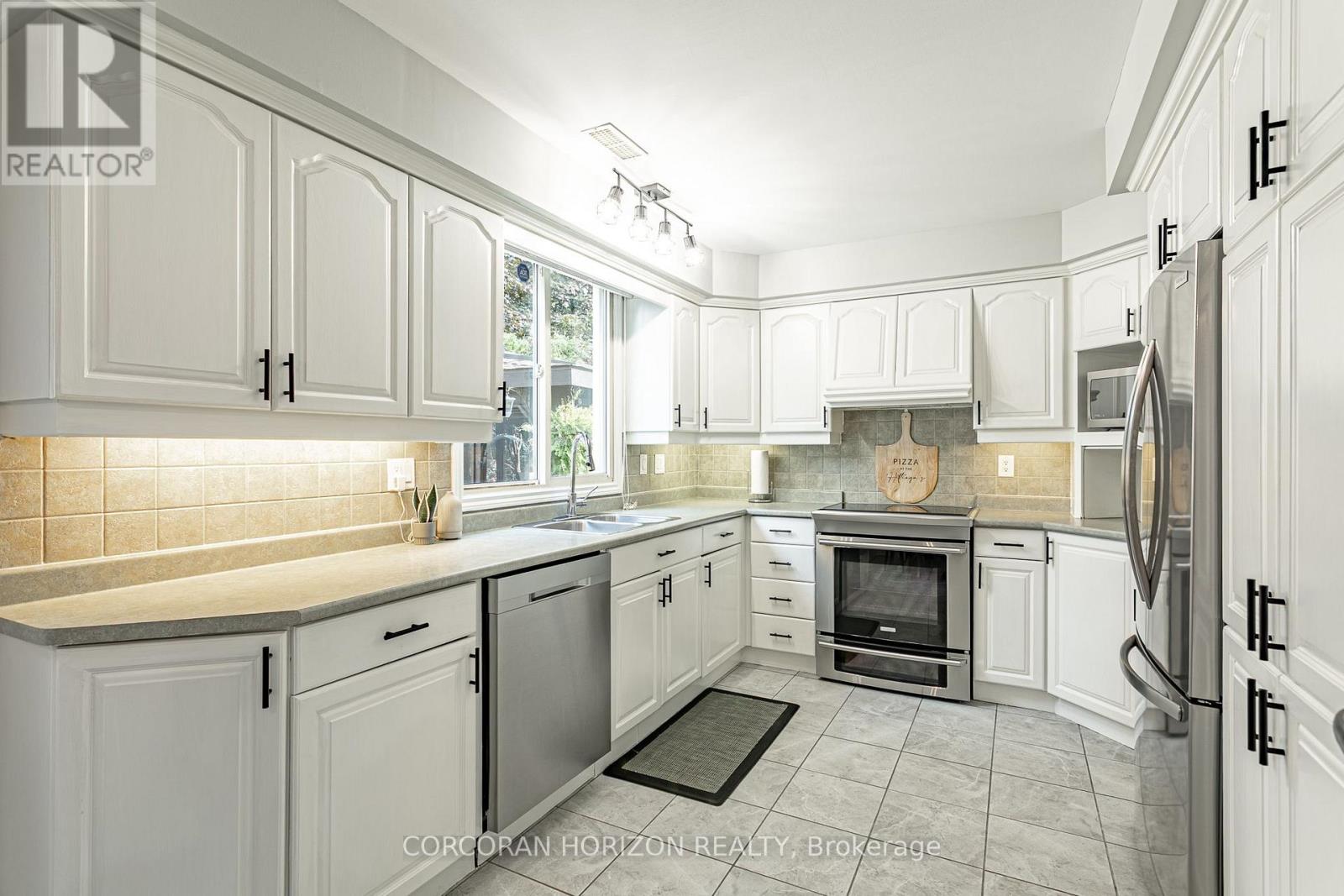 281 BLACKACRES BOULEVARD - Image 14