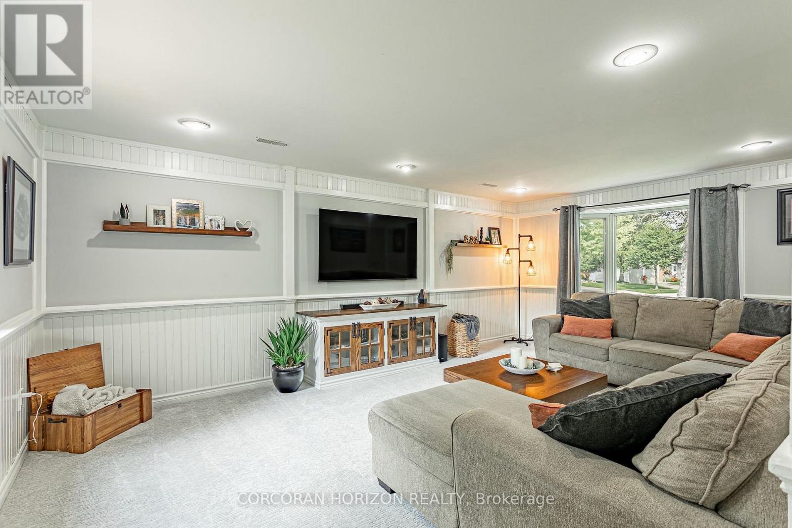 281 BLACKACRES BOULEVARD - Image 20