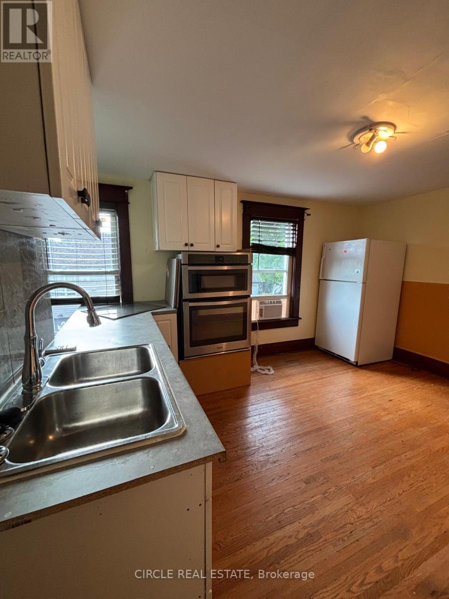 277 NIAGARA STREET W - 18