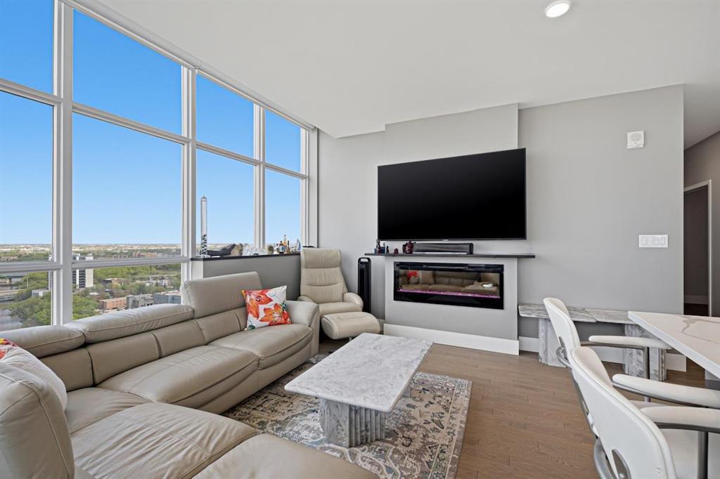 390 Assiniboine Avenue, Winnipeg, Manitoba, R3C0V2, Winnipeg, Manitoba — photo 3 of 5
