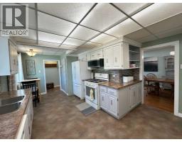Family room - 1806 13 Avenue S, Lethbridge, AB T1K0S2 Photo 7