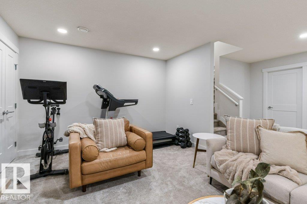 13 JENNIFER Crescent - Photo 42