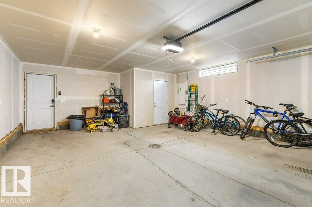 13 JENNIFER Crescent - Photo 45