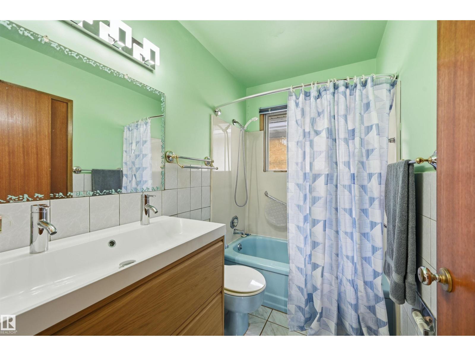 9251 91 ST NW - 21