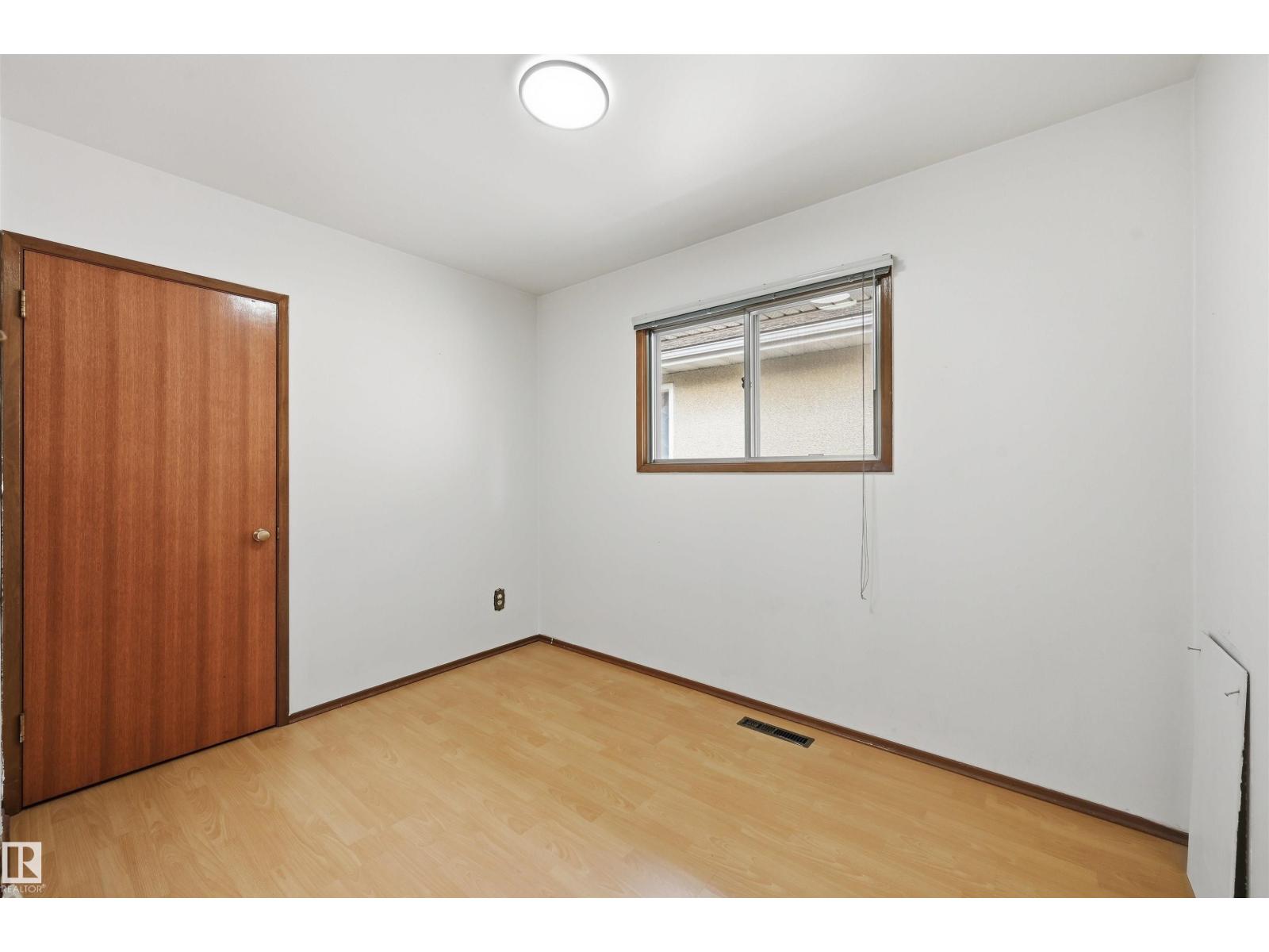 9251 91 ST NW - Image 22