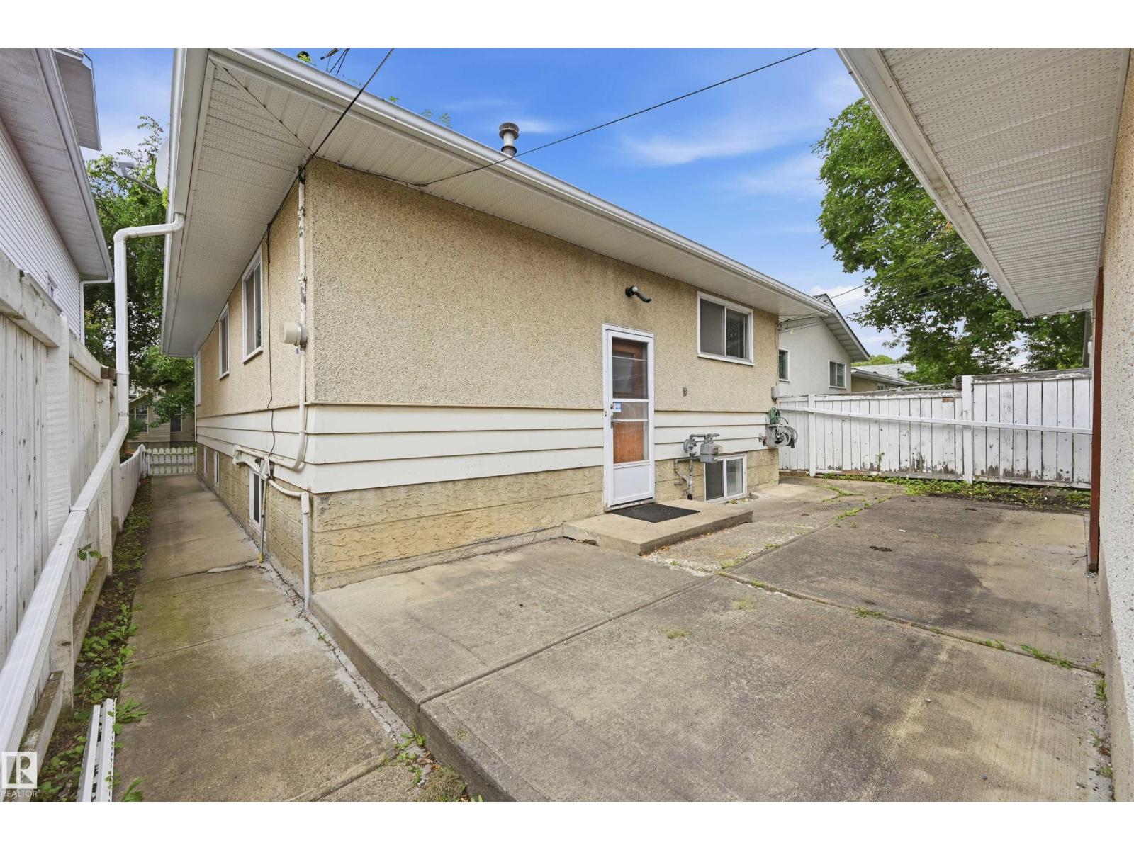 9251 91 ST NW - Image 35