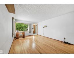 Bedroom 2 - 9251 91 St Nw, Edmonton, AB T6C3N7 Photo 6