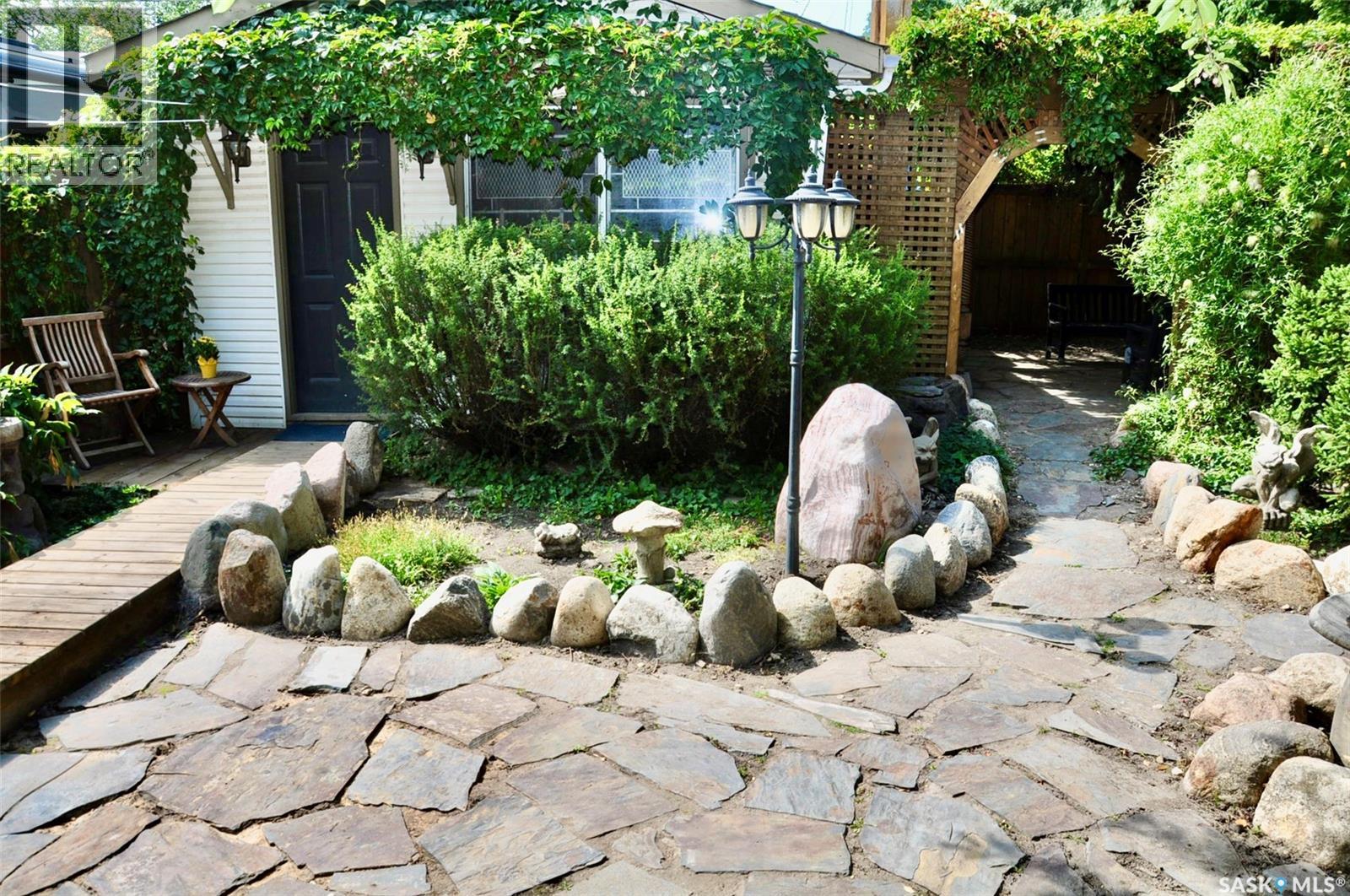 623 4th AVENUE N - Image 40
