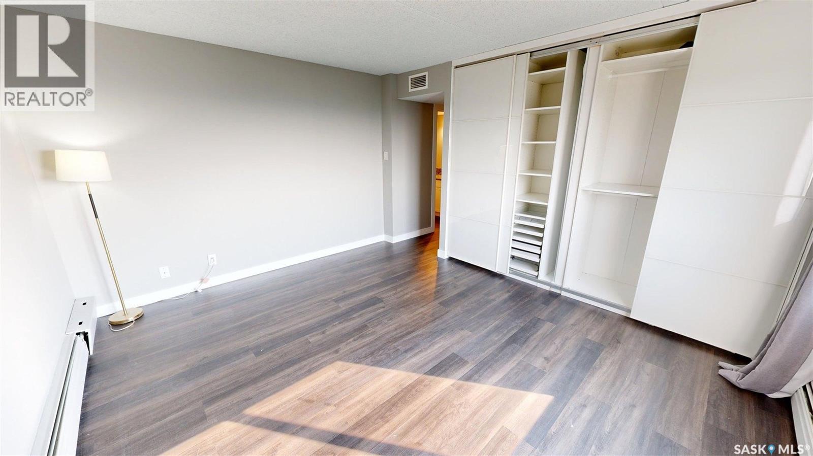 #2104 3520 Hillsdale STREET - 16