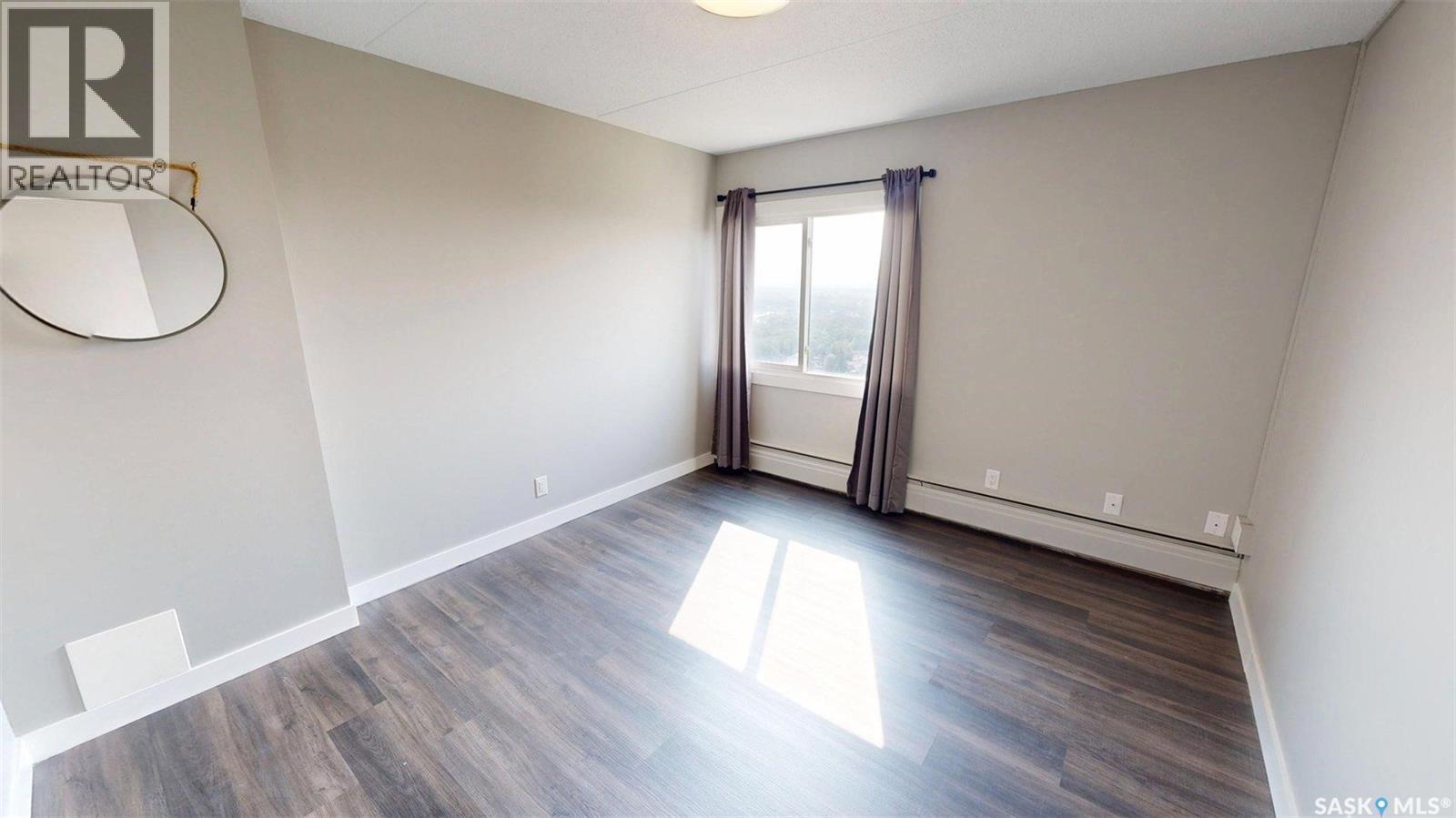 #2104 3520 Hillsdale STREET - 17
