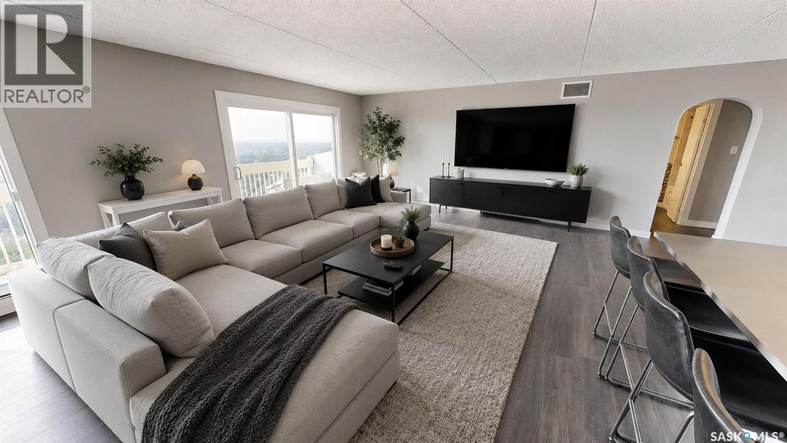 #2104 3520 Hillsdale STREET - 3