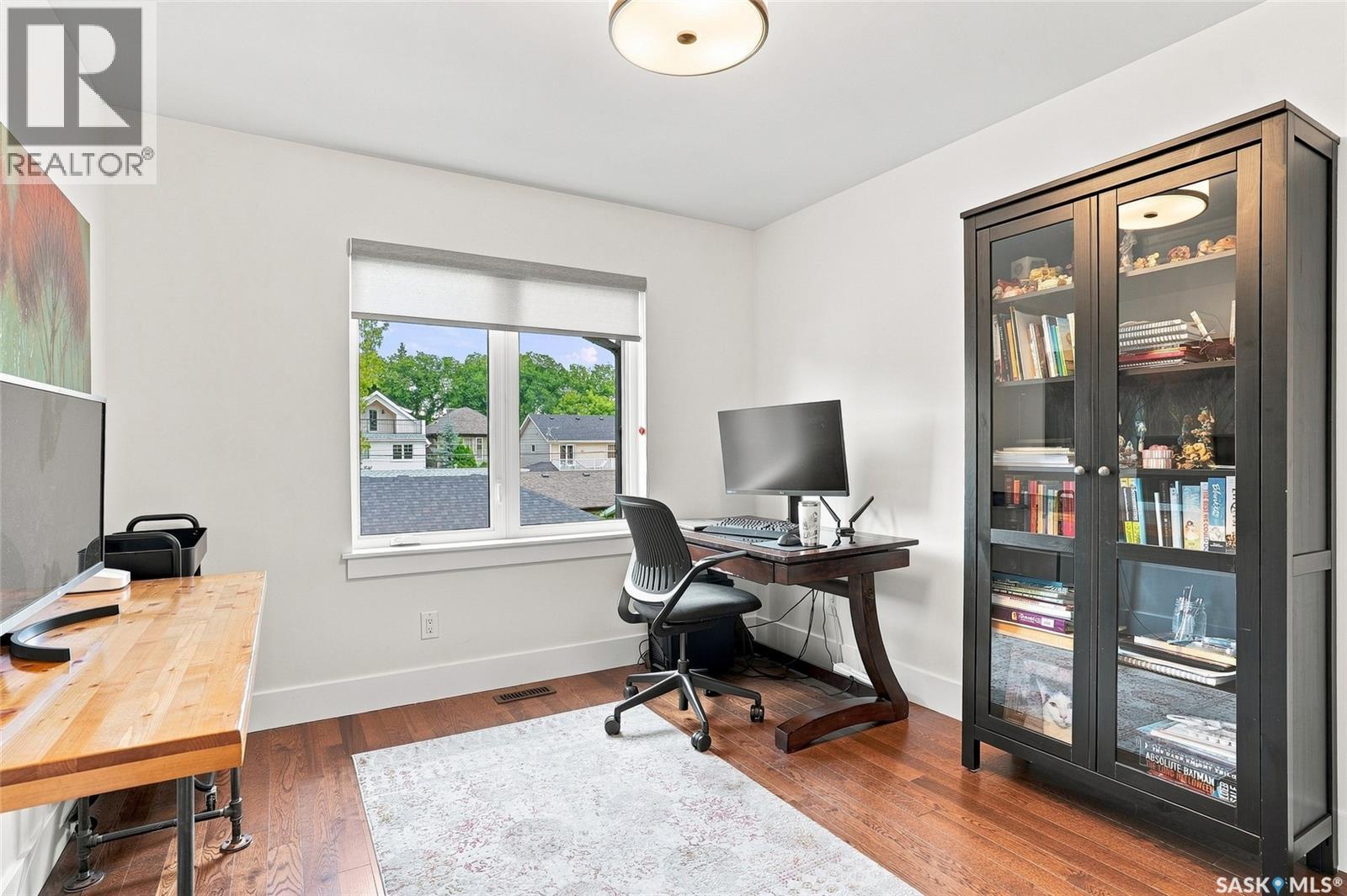 1019A 10th STREET E - 30
