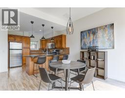 Dining room - 1795 Country Club Drive Unit# 204, Kelowna, BC V1V2V9 Photo 8