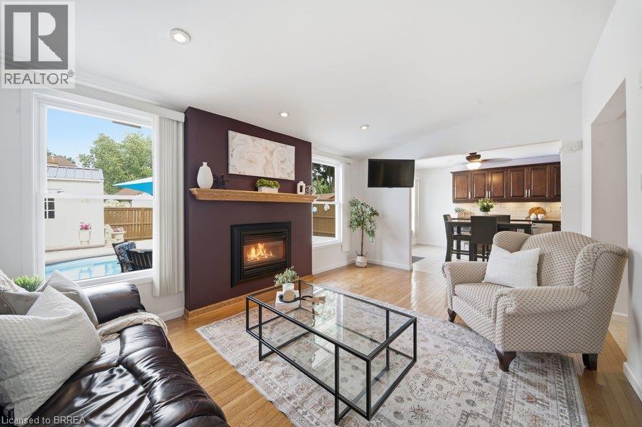119 BRANTWOOD PARK Road - Image 18