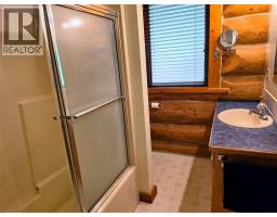 13579 Mountain Shores Road, Boswell, BC V0B1A4 Photo 13