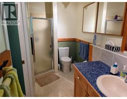 13579 Mountain Shores Road, Boswell, BC V0B1A4 Photo 24