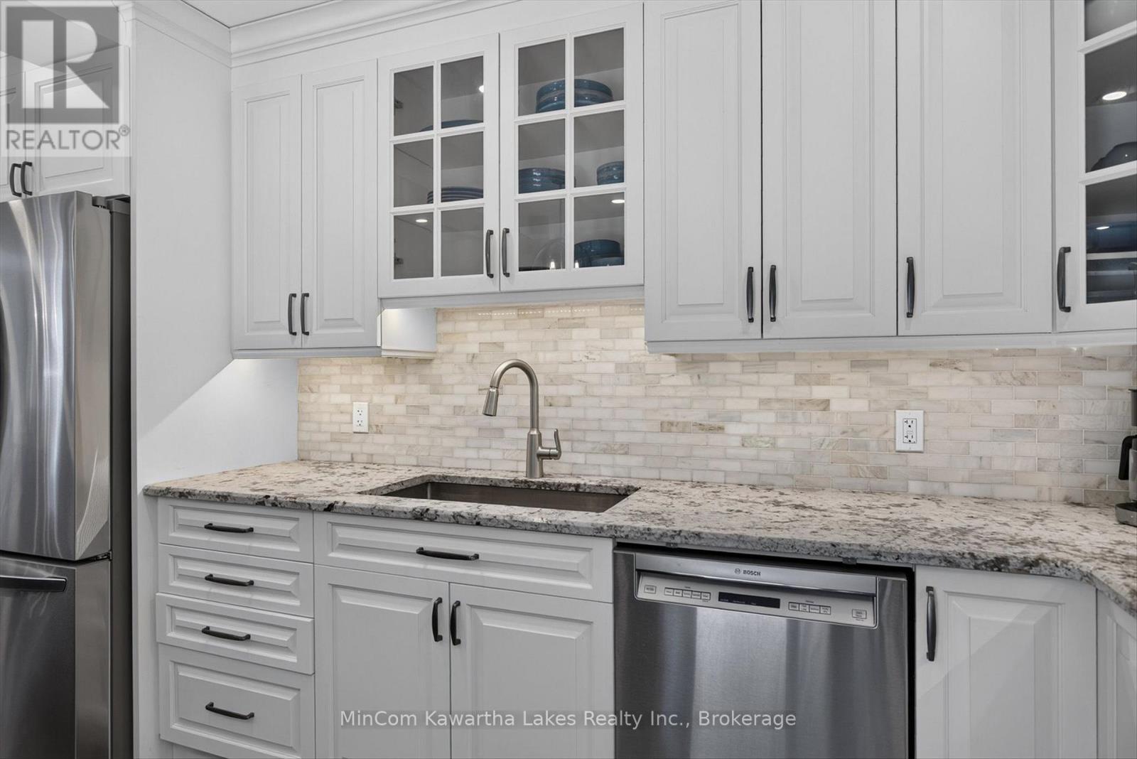 1947 PARKWOOD CIRCLE - Image 10