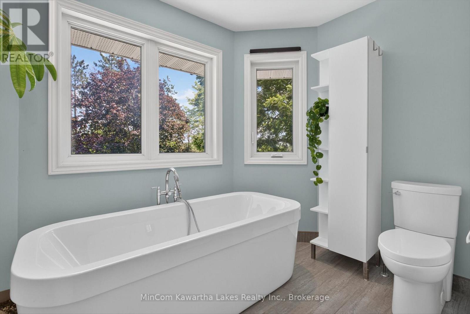 1947 PARKWOOD CIRCLE - Image 26